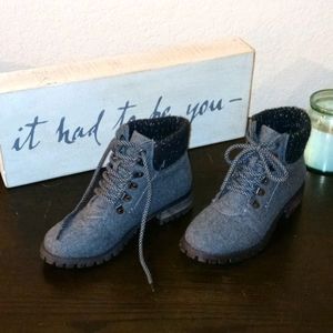 Dirty Laundry Treble Lace Up Flannel Booties